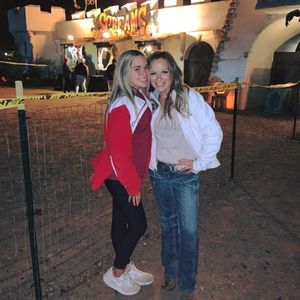 Meet your Posher, Candy